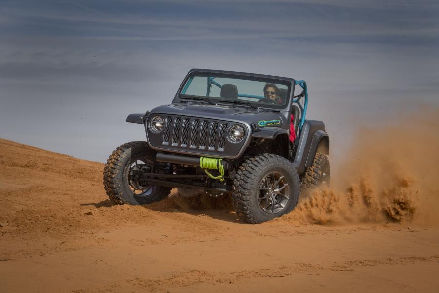  Jeep 4SPEED Concept (JL) 2018 года  (фото 10 из 39)